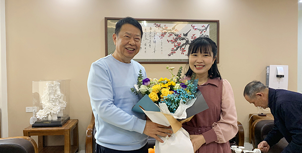 william威廉中文官网集团多形式送新春温暖