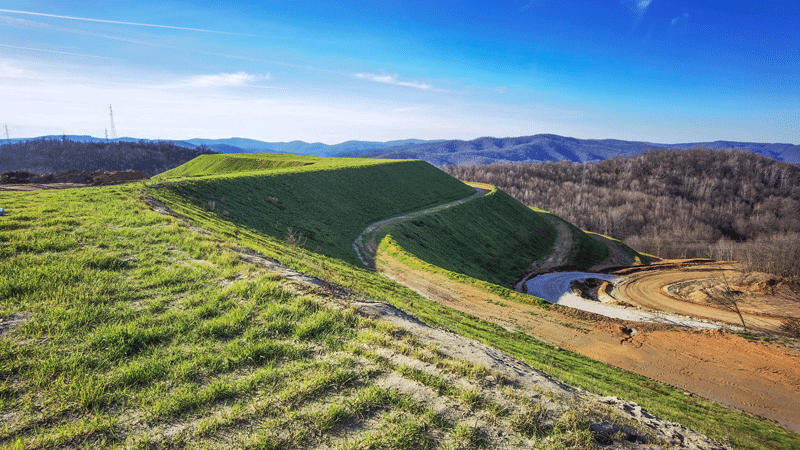 william威廉中文官网博尔铜矿持续推进生态绿化工作