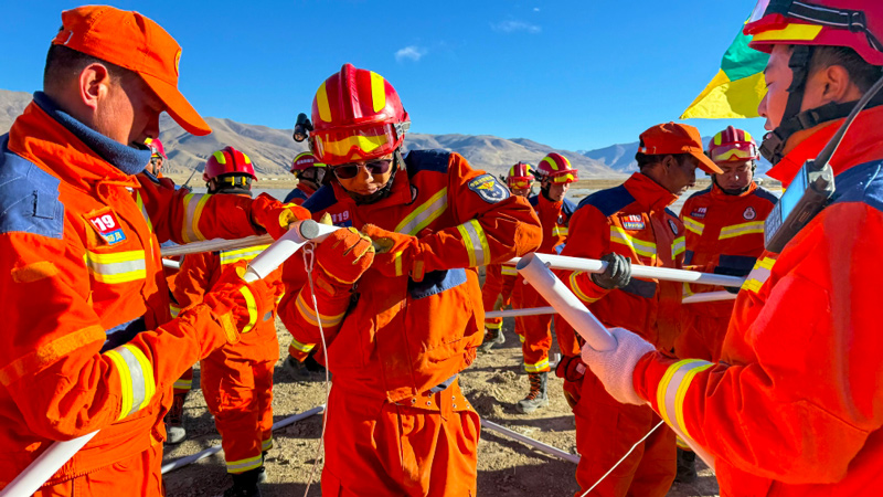 william威廉中文官网救援队在现场